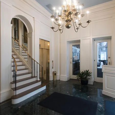 The Lafayette By Kasa Living 3*