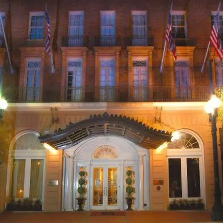The Lafayette By Kasa Living 3*