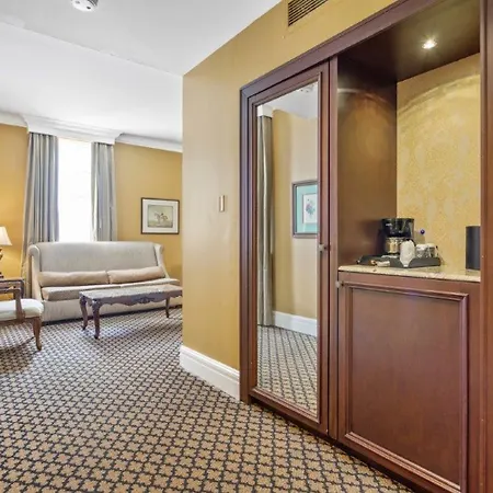 The Lafayette By Kasa Living New Orleans