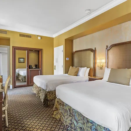 The Lafayette By Kasa Living 3*