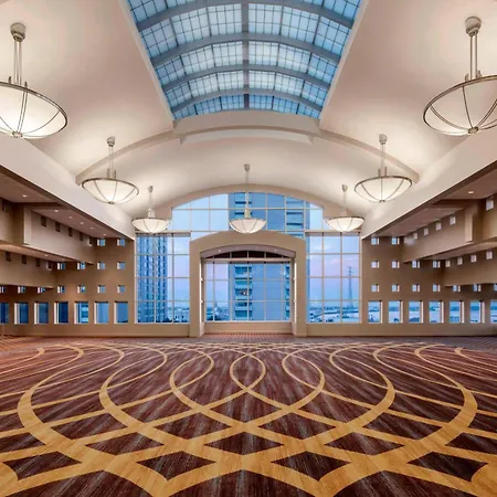 Sheraton Hotel 4*