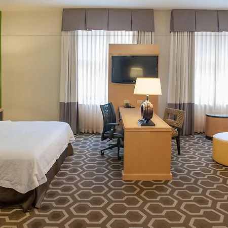 Hotel Hampton & Downtown French Quarter Area New Orleans