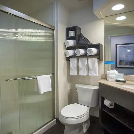 Hampton & Downtown French Quarter Area Hotel New Orleans