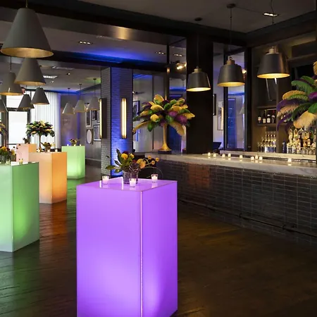 Le Meridien Hotel