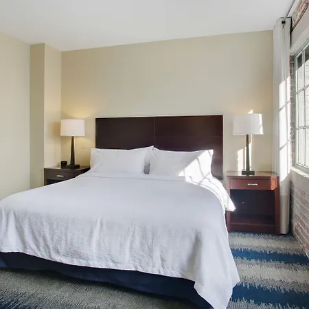 Embassy By Hilton Convention Center Hotel New Orleans