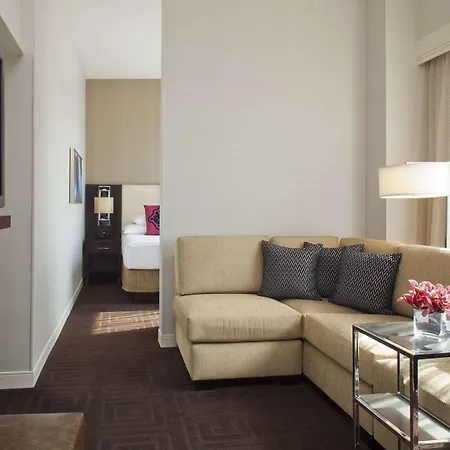 Hyatt Regency Hotel 4*