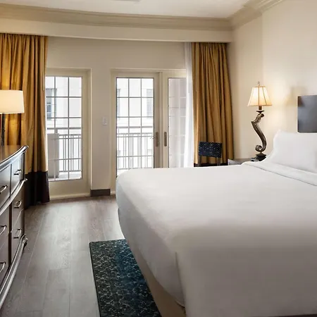 Embassy By Hilton Convention Center 3*