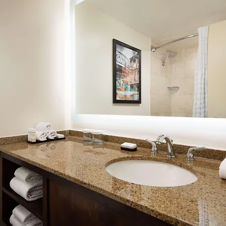Embassy By Hilton Convention Center Hotel 3*