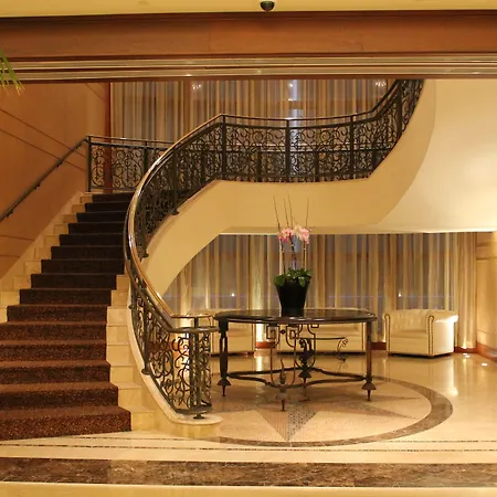 Intercontinental By Ihg Hotel