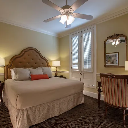 Provincial Hotel 4*