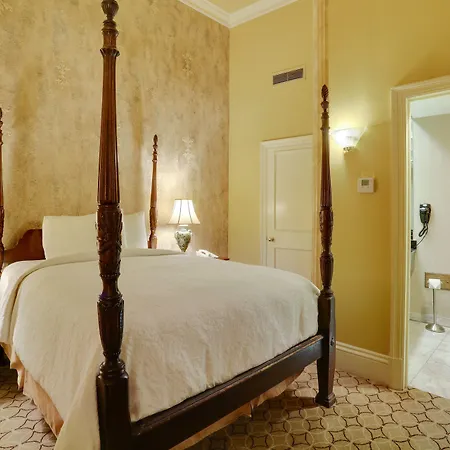 Pelham Hotel