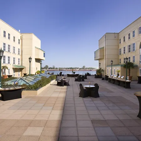 Hilton Riverside Hotel 4*