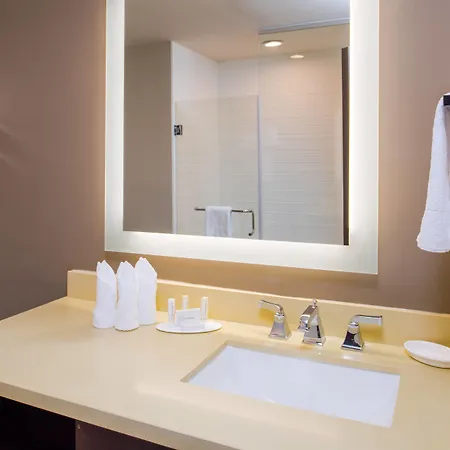 Fairfield By Marriott & Downtown French Quarter Area 3* New Orleans