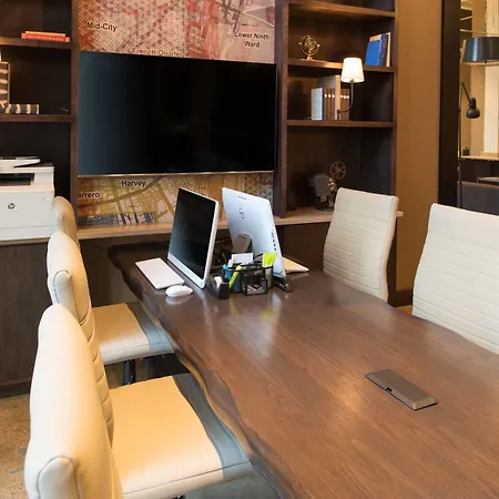 Fairfield By Marriott & Downtown French Quarter Area Hotel New Orleans