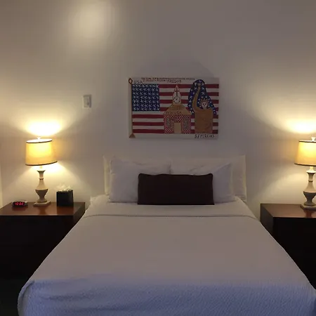 Hotel Frenchmen