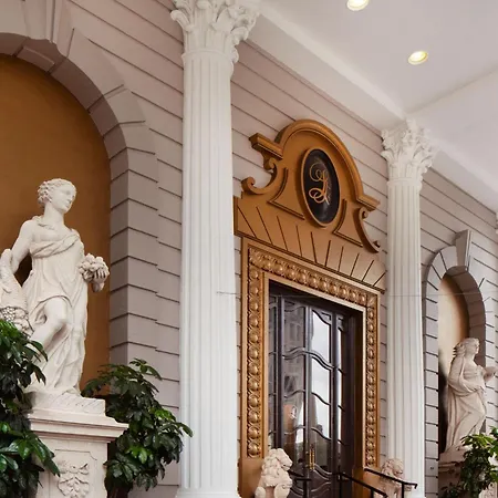 Hotel Le Pavillon, New Orleans, A Tribute Portfolio 4*