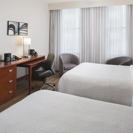 Hotel Courtyard By Marriott Downtown Near The French Quarter New Orleans