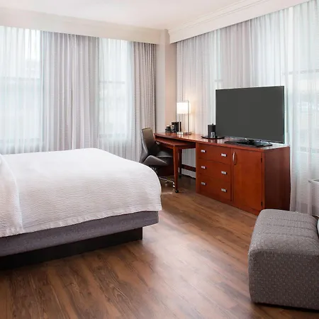 Hotel Courtyard By Marriott Downtown Near The French Quarter New Orleans