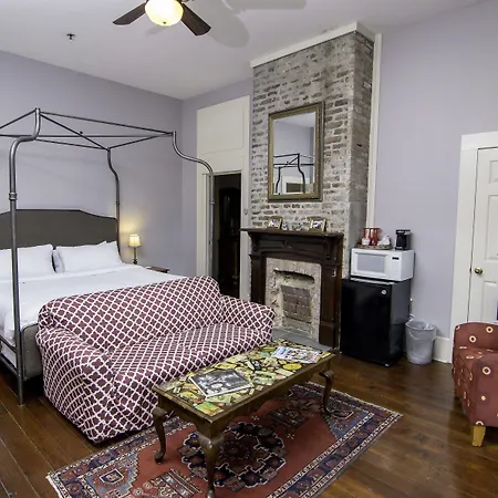 Rathbone Mansions 3*