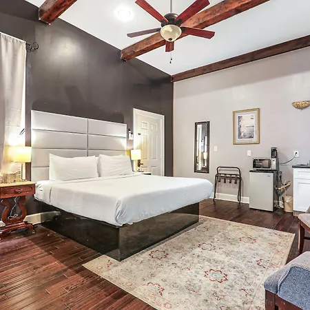 Hotel Rathbone Mansions