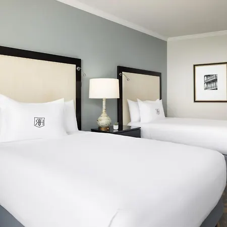 Hotel The Riverfront 4*