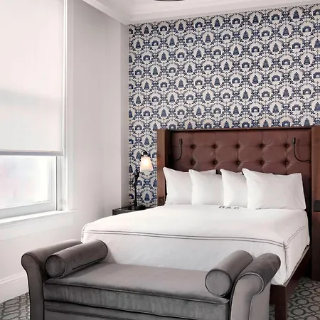 Q&c And Bar New Orleans, Autograph Collection Hotel 4*