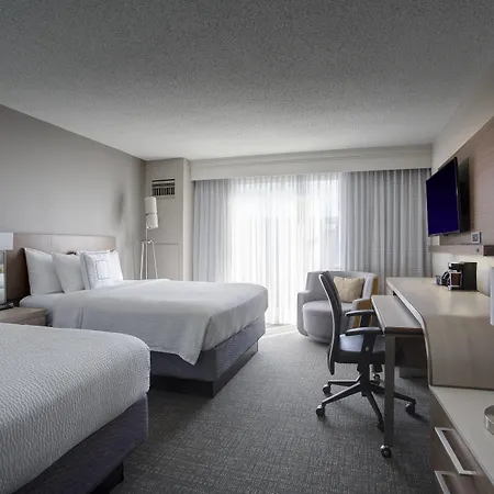 Courtyard By Marriott Warehouse Arts District