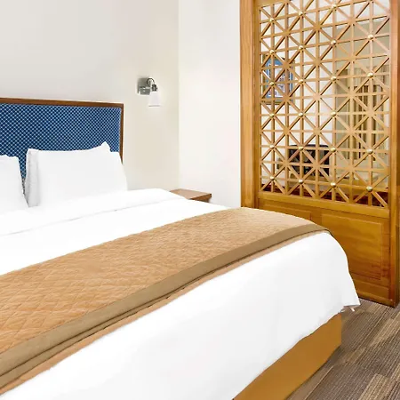 Wyndham Garden New Orleans Downtown 3*