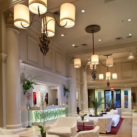 International House 4*
