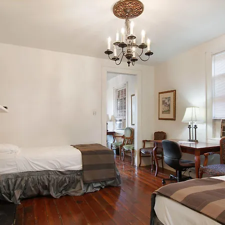 Inn Historic Mardi Gras 3*