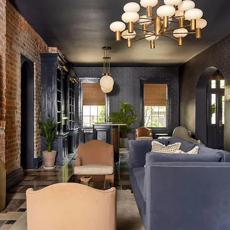 Hotel Garden District 5*