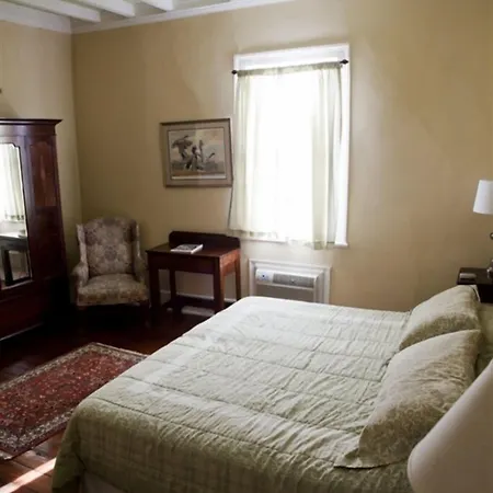 Bed & Breakfast Fairchild House New Orleans