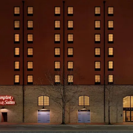 Hampton And Convention Center 3* New Orleans
