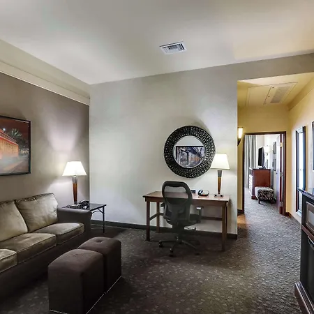 Drury Plaza 4*