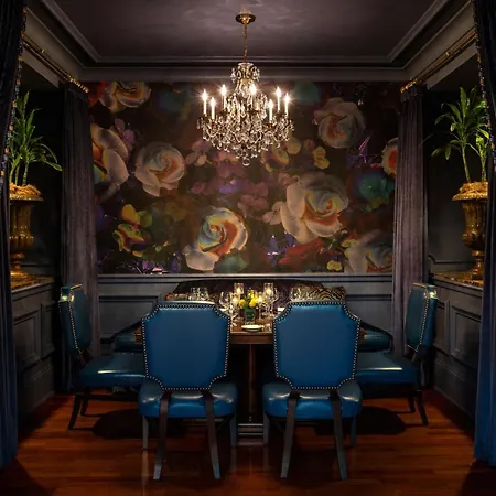 Hotel The Ritz-carlton, 5*