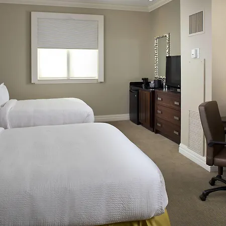 Courtyard By Marriott French Quarter/iberville 3*