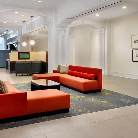 Courtyard By Marriott French Quarter/iberville Hotel