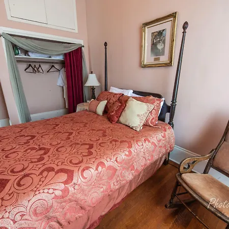 Bed & Breakfast Edgar Degas House Historic And Museum