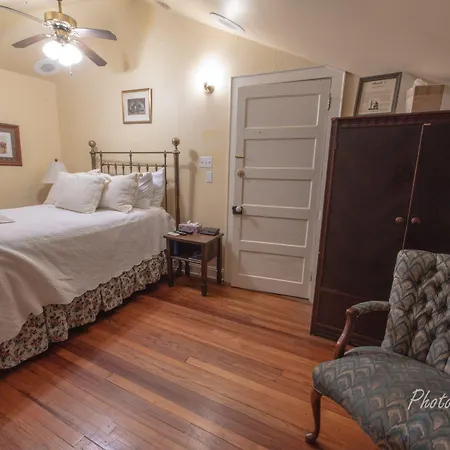Bed & Breakfast Edgar Degas House Historic And Museum New Orleans
