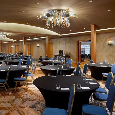 Renaissance Pere Marquette French Quarter Area Hotel 4*