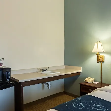 Hotel Comfort East