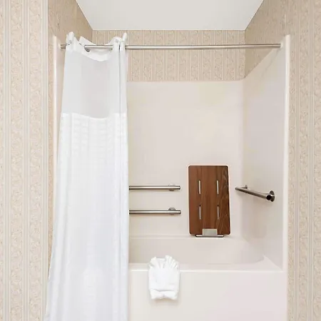 Hotel Comfort East