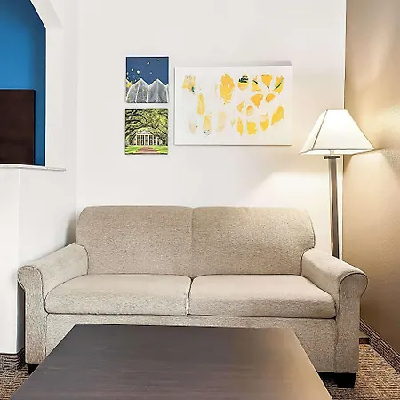 Comfort East Hotel