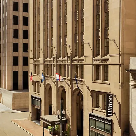 Hilton / St. Charles Avenue 4*