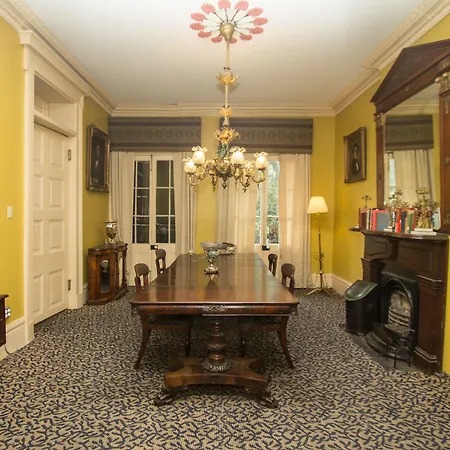Hotel Lamothe House A French Quarter New Orleans