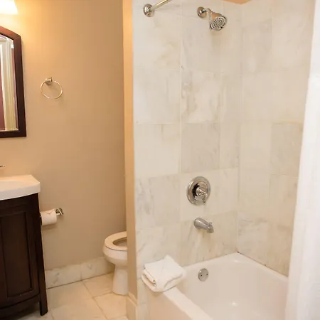 Lamothe House A French Quarter 4*