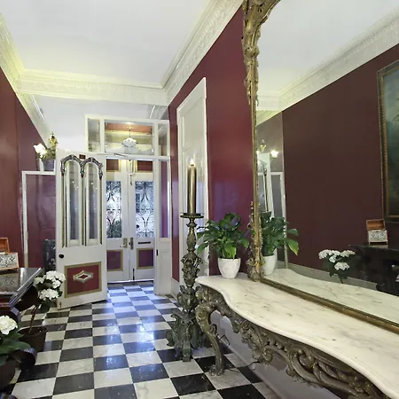 Lamothe House A French Quarter Hotel 4*