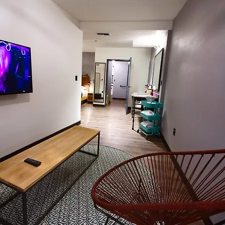 Hotel Moxy Downtown/french Quarter Area New Orleans