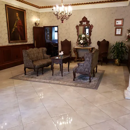 Le Richelieu In The French Quarter Inn New Orleans