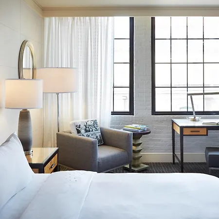 Renaissance Arts Warehouse District Hotel 4*